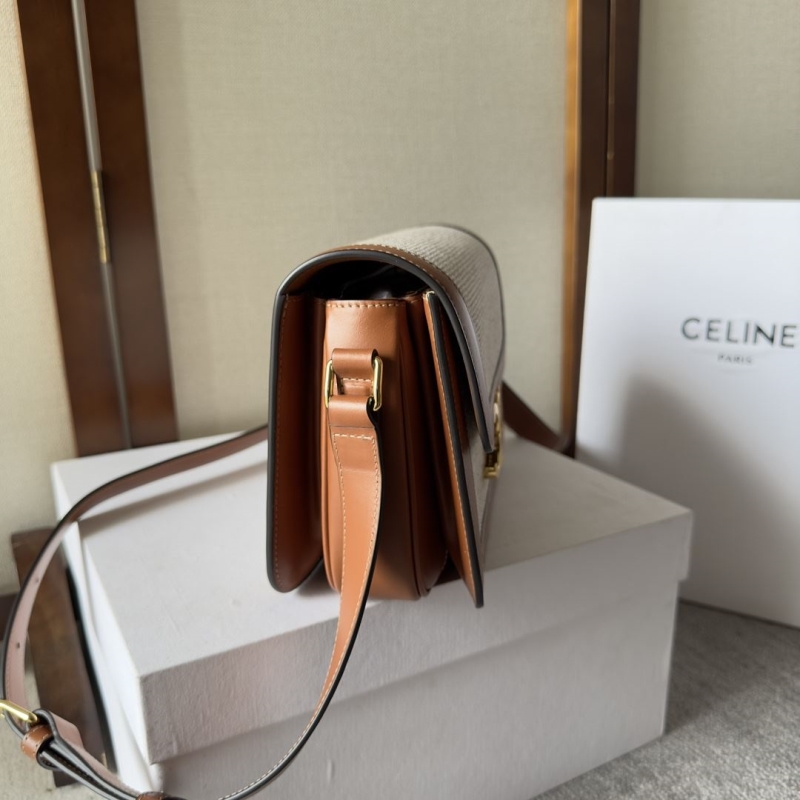 Ce1i*e triomphe bags